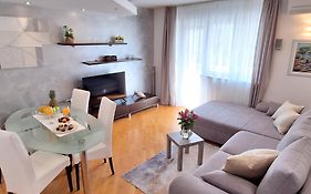 Apartment Leona
